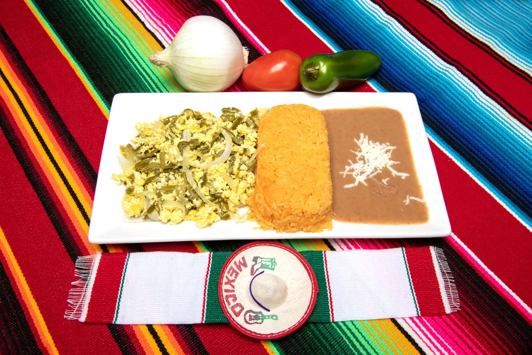 Huevos con Nopales