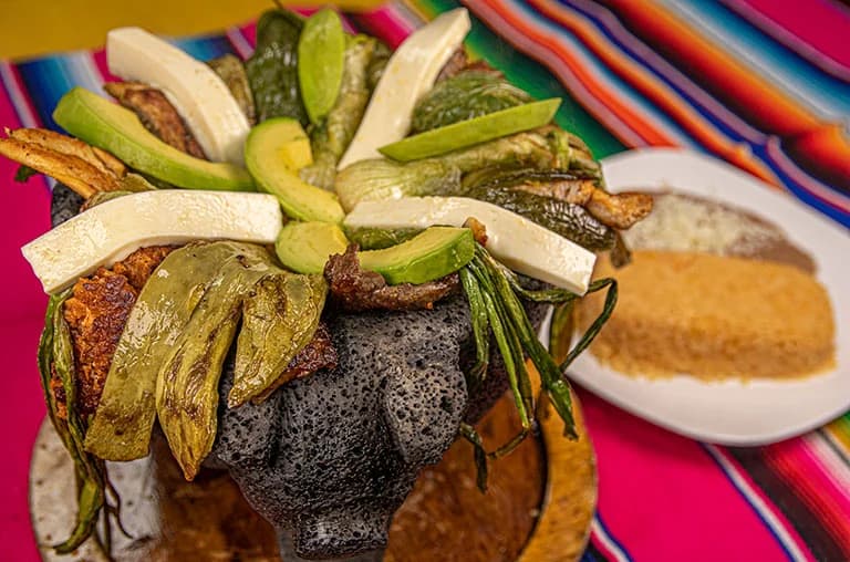 Molcajete Mixto